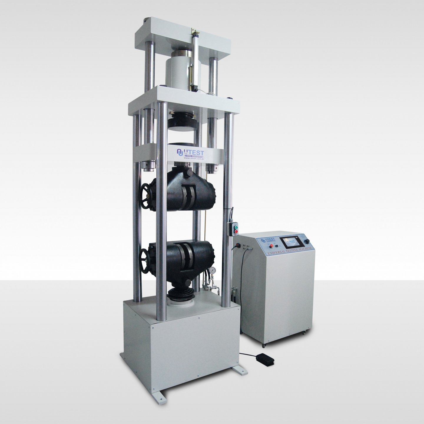 Hydraulic Universal Testing Machine